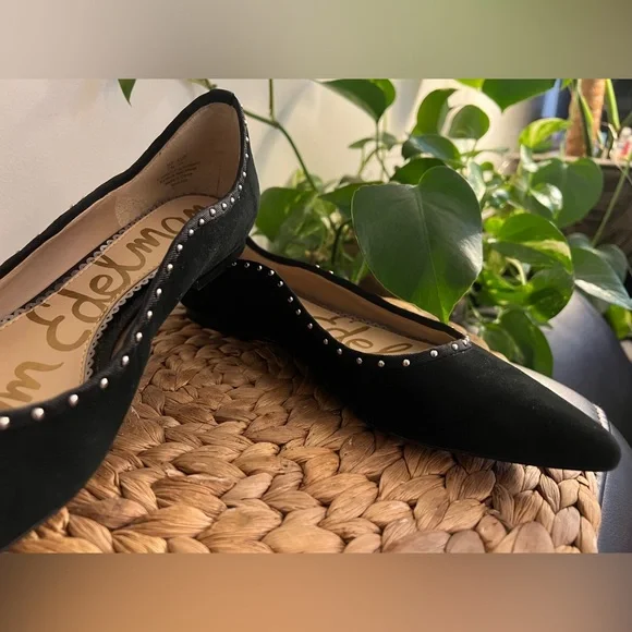 Sam Edelman Black Rivera Studded Suede Flat - Size 7 - Picture 2 of 5